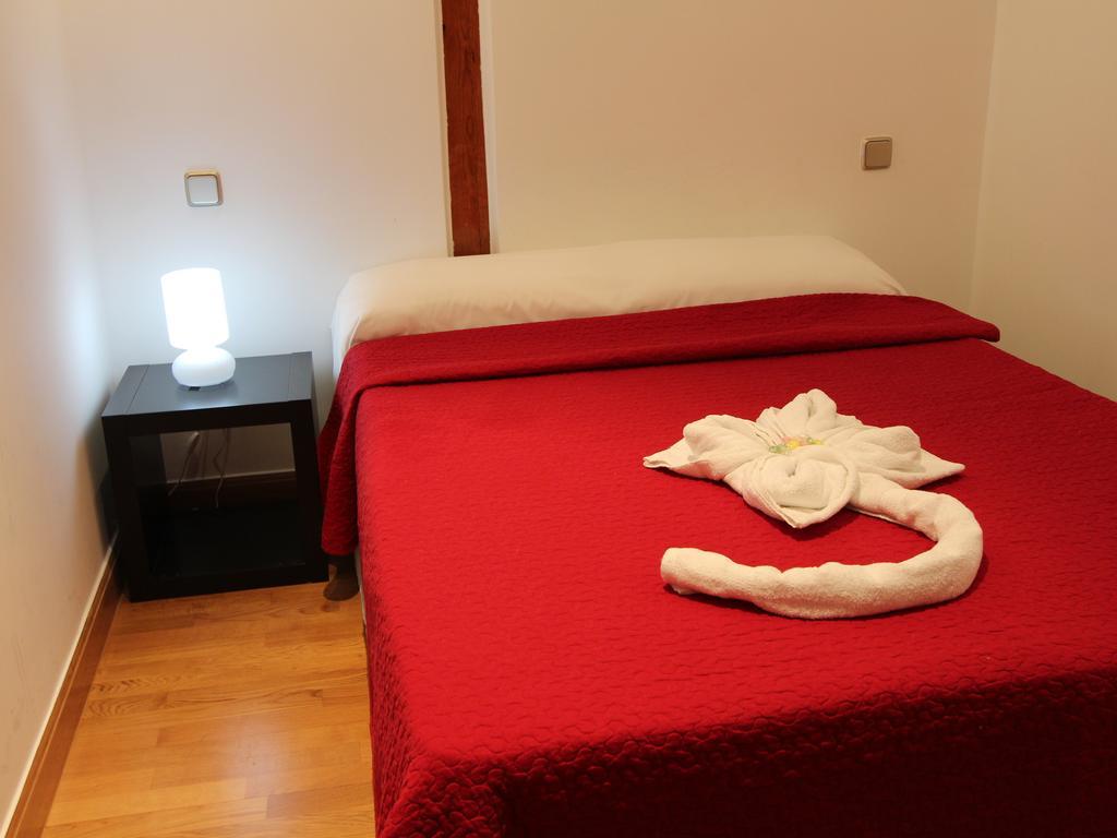 Apartamentos Good Stay Prado Madrid Szoba fotó