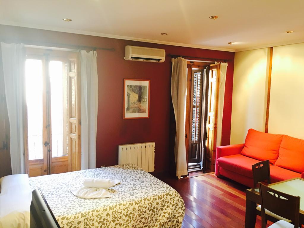 Apartamentos Good Stay Prado Madrid Kültér fotó
