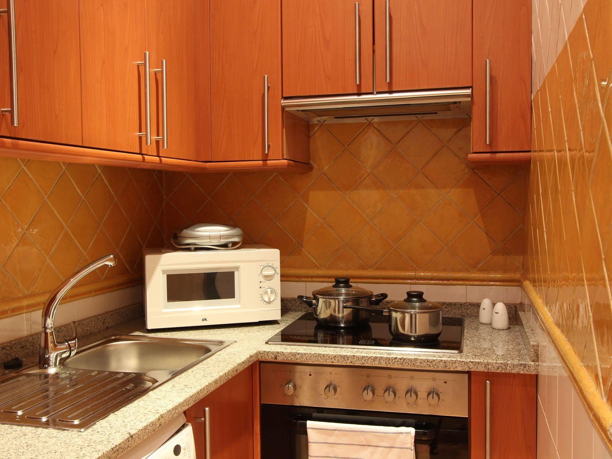 Apartamentos Good Stay Prado Madrid Kültér fotó