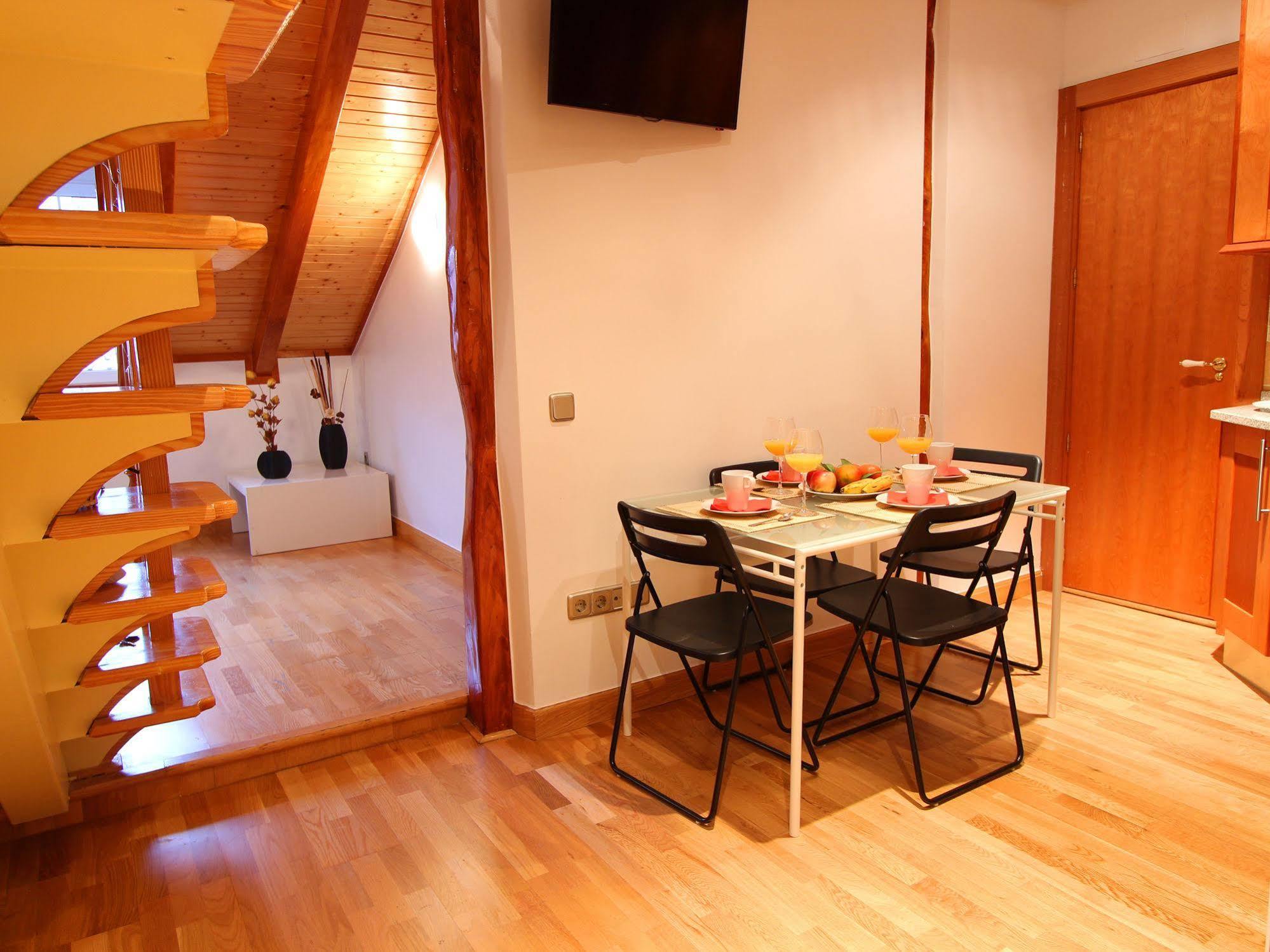 Apartamentos Good Stay Prado Madrid Kültér fotó