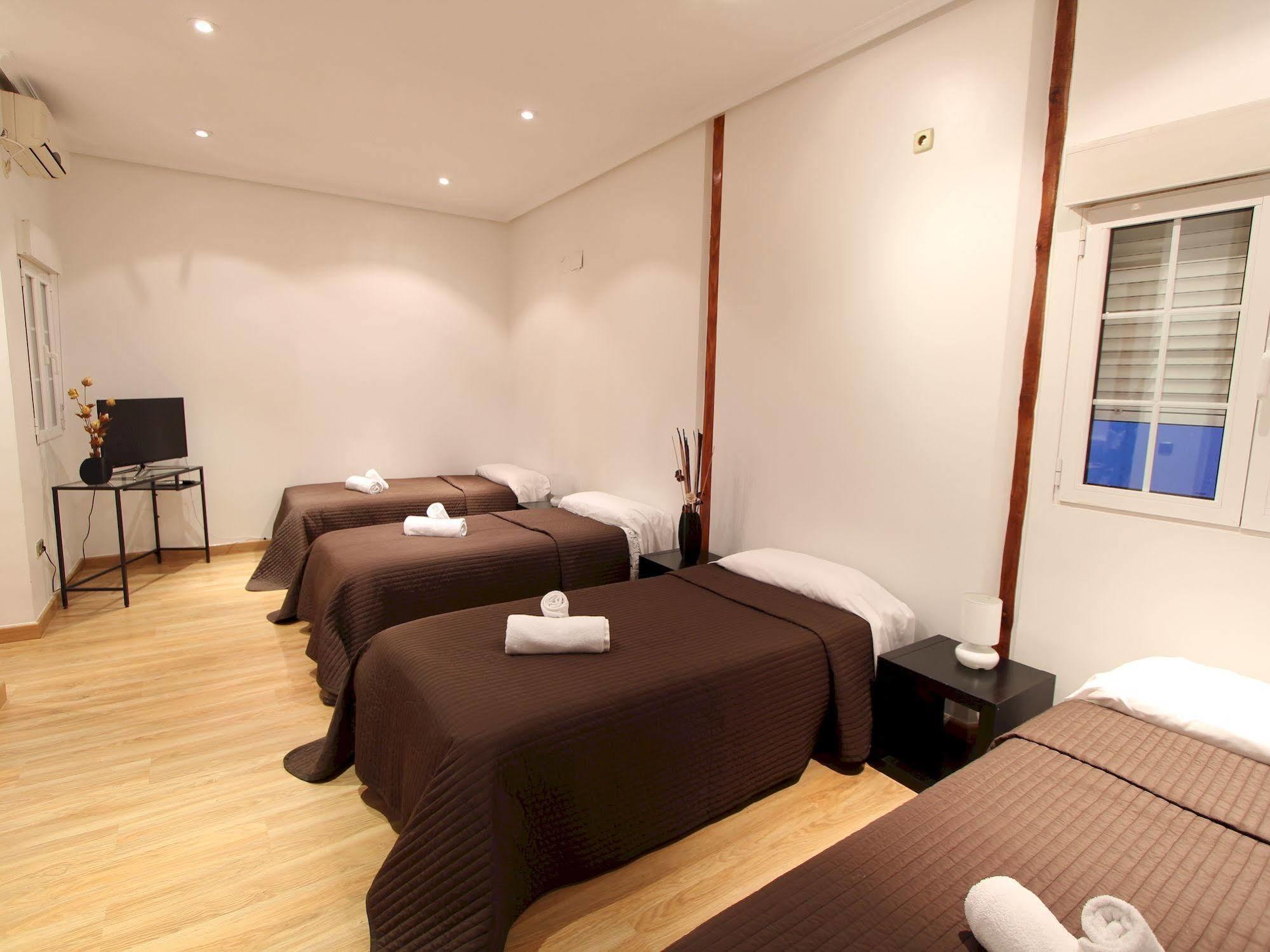 Apartamentos Good Stay Prado Madrid Kültér fotó