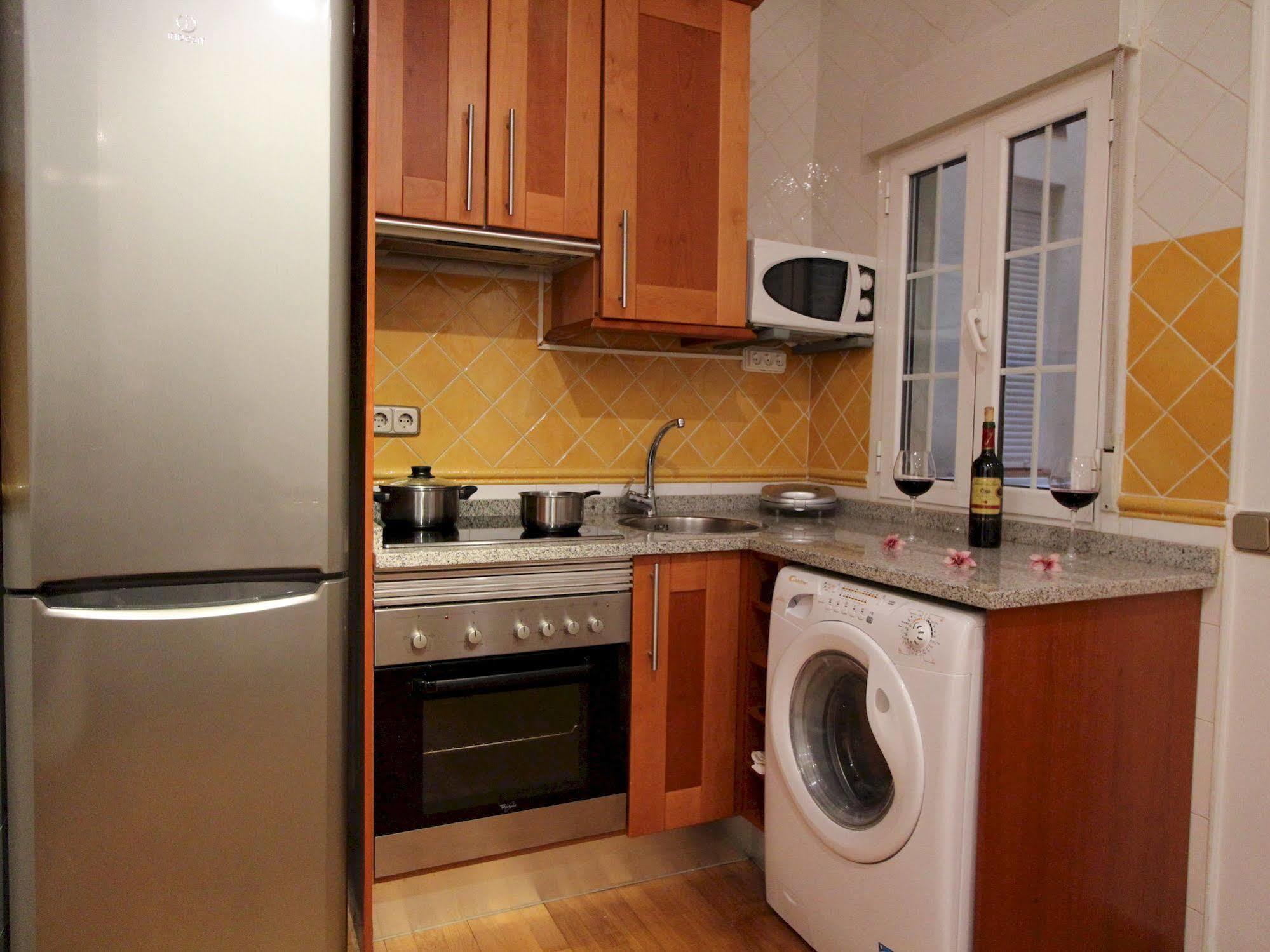Apartamentos Good Stay Prado Madrid Kültér fotó